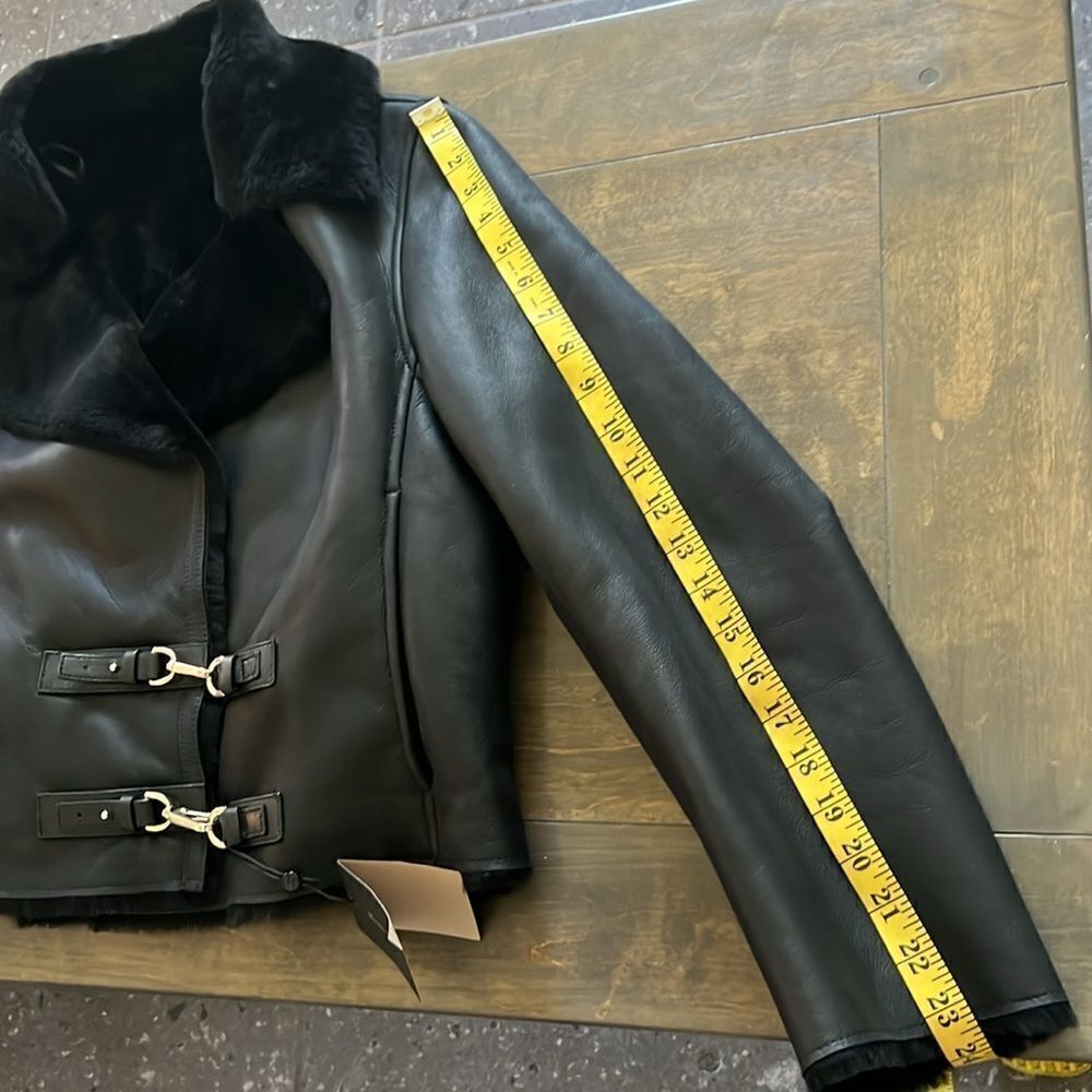 NWT Massimo Dutti | Leather mouton jacket with furskin detail - Picture 13 of 14